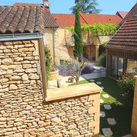 Logis Hotel Archambeau Thonac Esterno foto