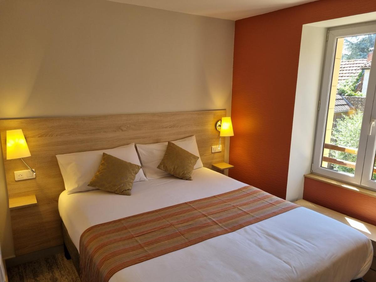 Logis Hotel Archambeau Thonac Esterno foto